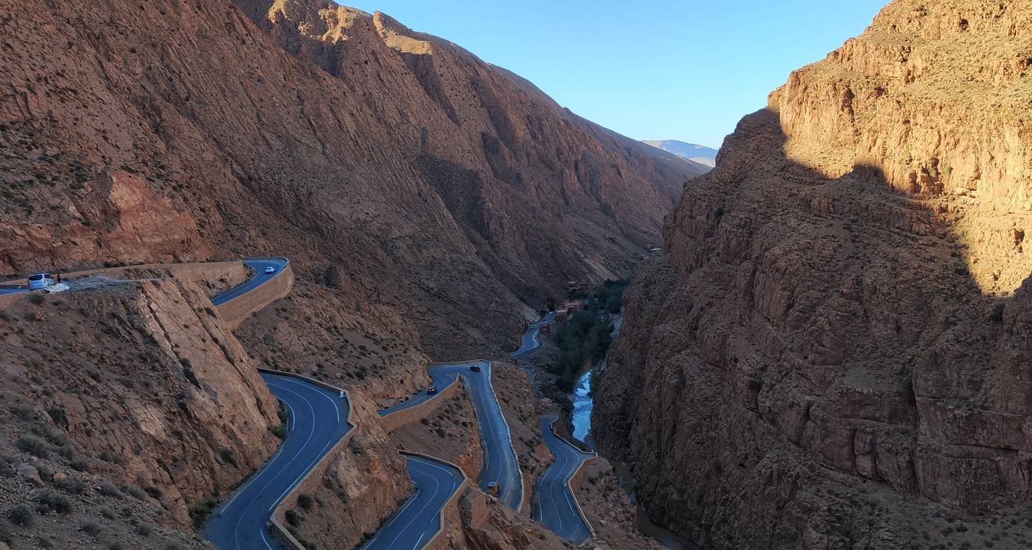 Marrakech To Fez Via Desert Tour 4 days